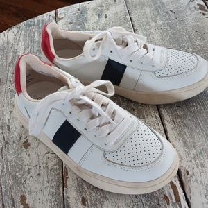 Like New Chelsea & Violet Crystal Sneakers